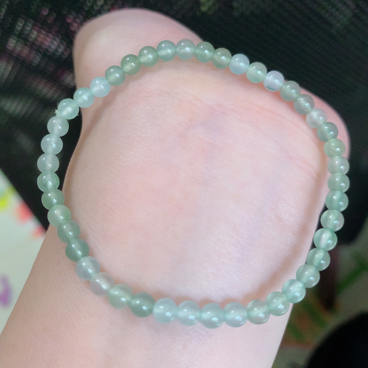 自然光实拍，冰种翡翠手串手链，种老水足，冰清玉润  颜色漂亮  #001.1取一尺寸3.8mm