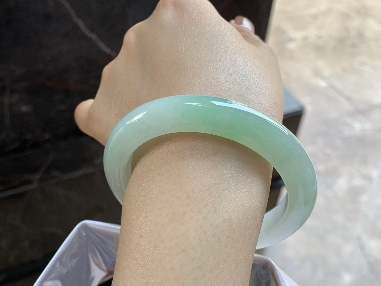 56.5-11-9.4

带色手镯^_^小清新～上手漂亮