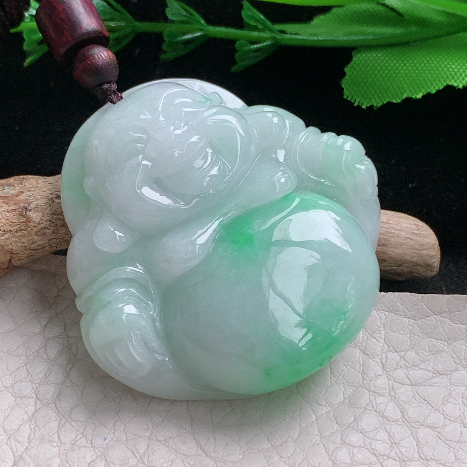 zen实拍45*45.8*12.2缅甸翡翠飘绿大佛公吊坠白底青弥勒佛毛衣坠