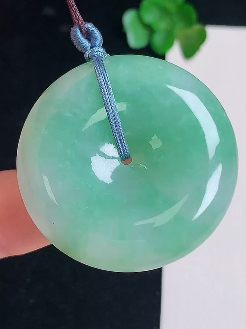 飘绿平安扣，无裂，尺寸37/8，编号y2311 20