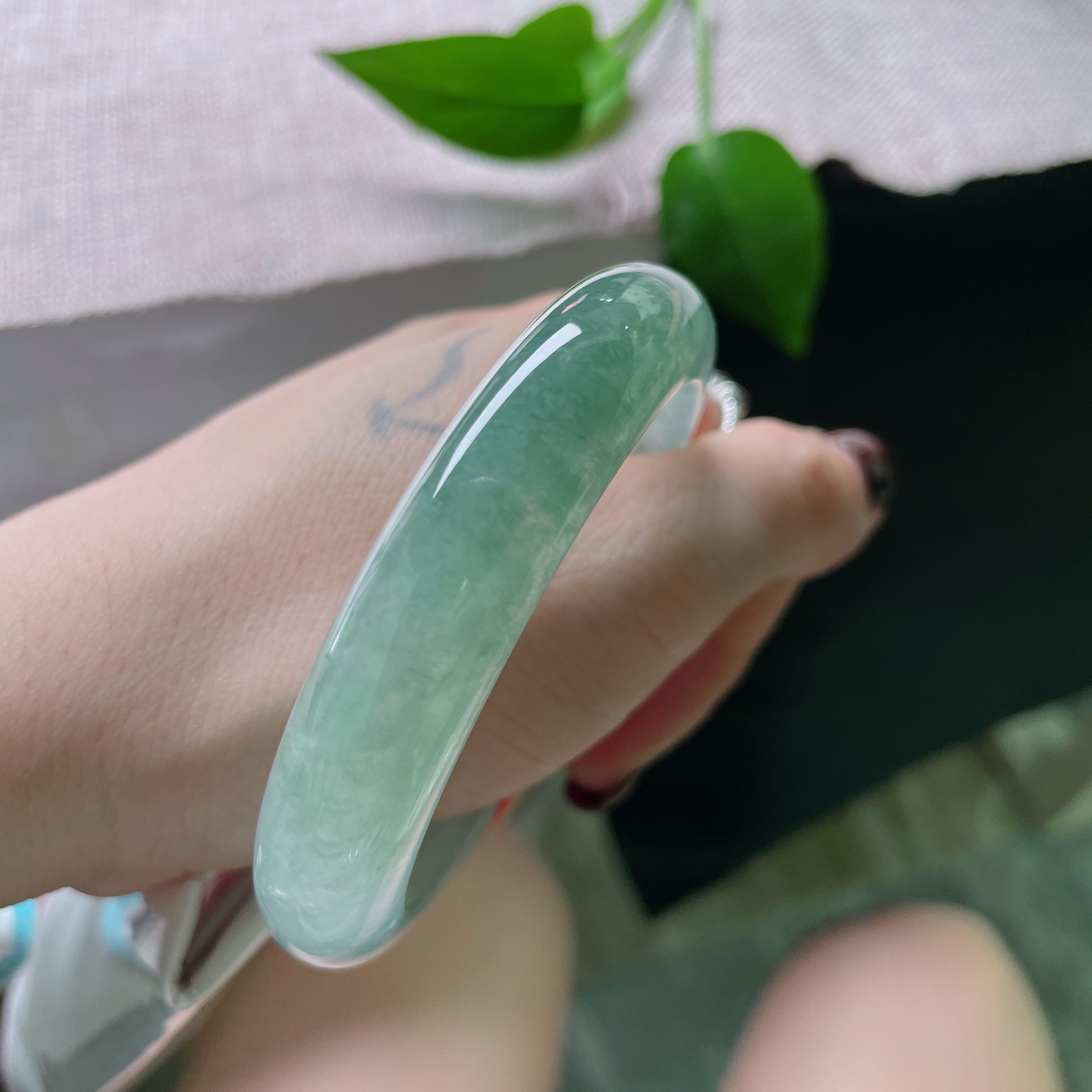 56.2/12.7/8.2，冰油正圈，湖水蓝，半山水意境感，盈盈一水间，ss50192a..