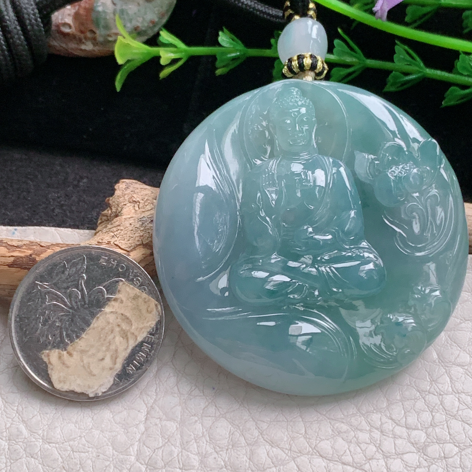 yl实拍52.5*9.5缅甸翡翠冰润阿弥陀佛玉坠 厚装如来守护神