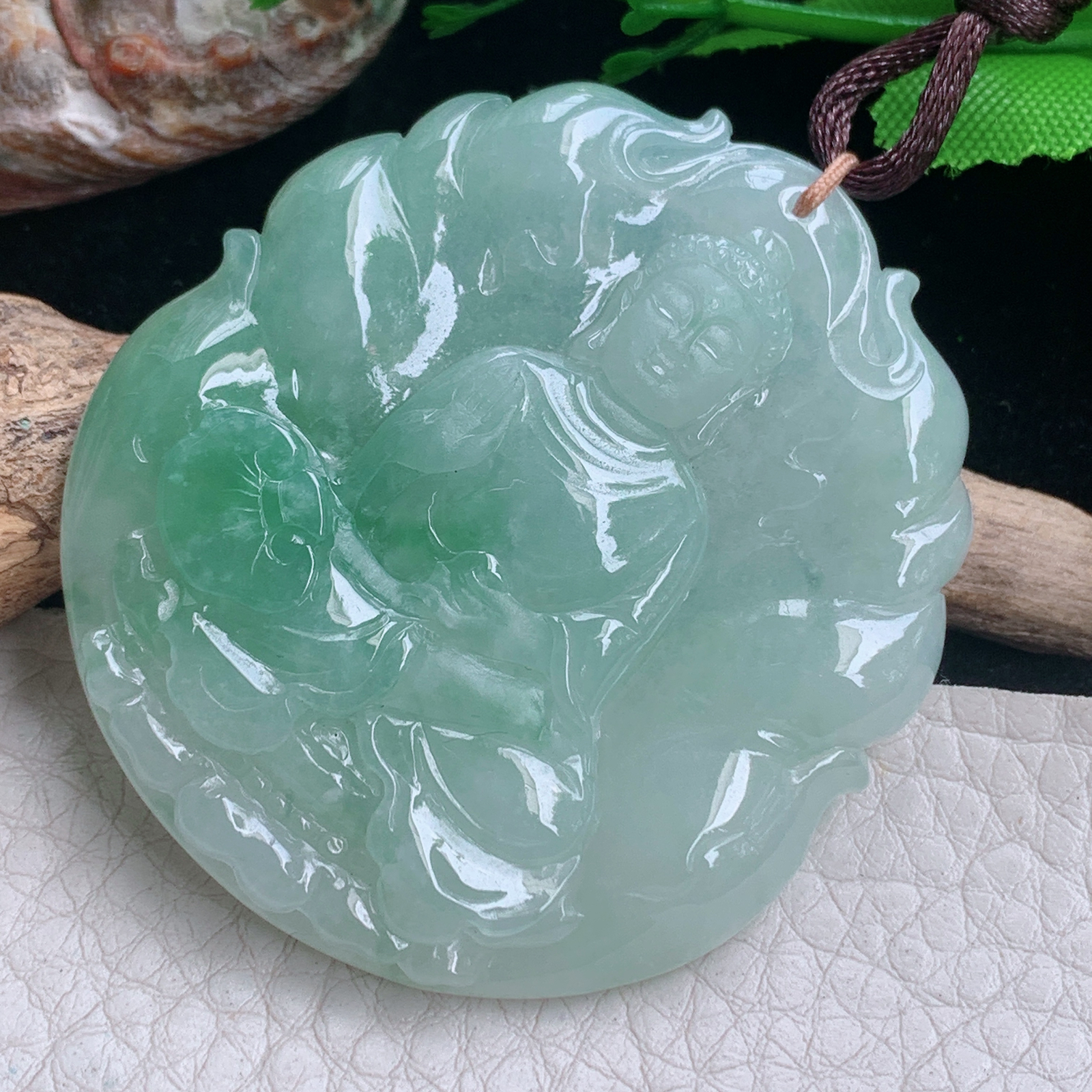 bg实拍51.6*46.5*6.5缅甸翡翠精雕冰飘绿阿弥陀佛 生肖守护神玉吊坠 玉挂件