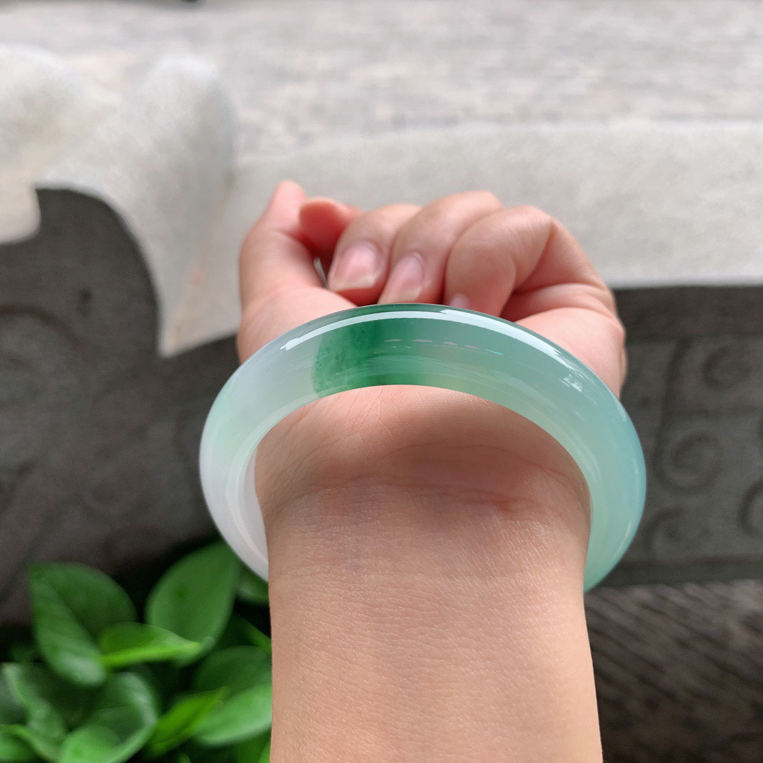 圈口54.8-12.5-8.6 【冰飘绿正圈手镯】正圈54 55可戴