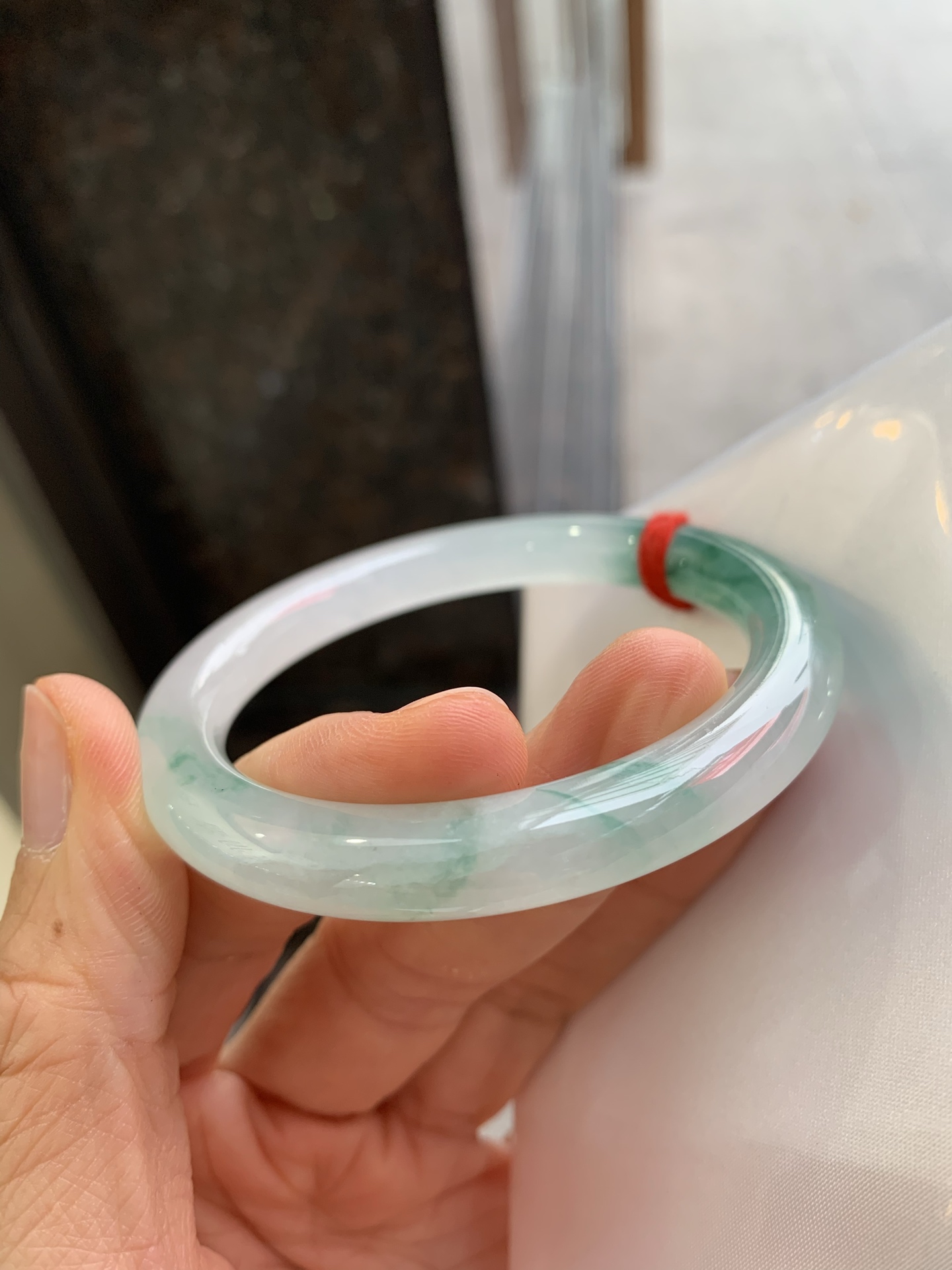 圆条冰飘绿花，有纹、有裂，尺寸：55/8.8，料子漂亮