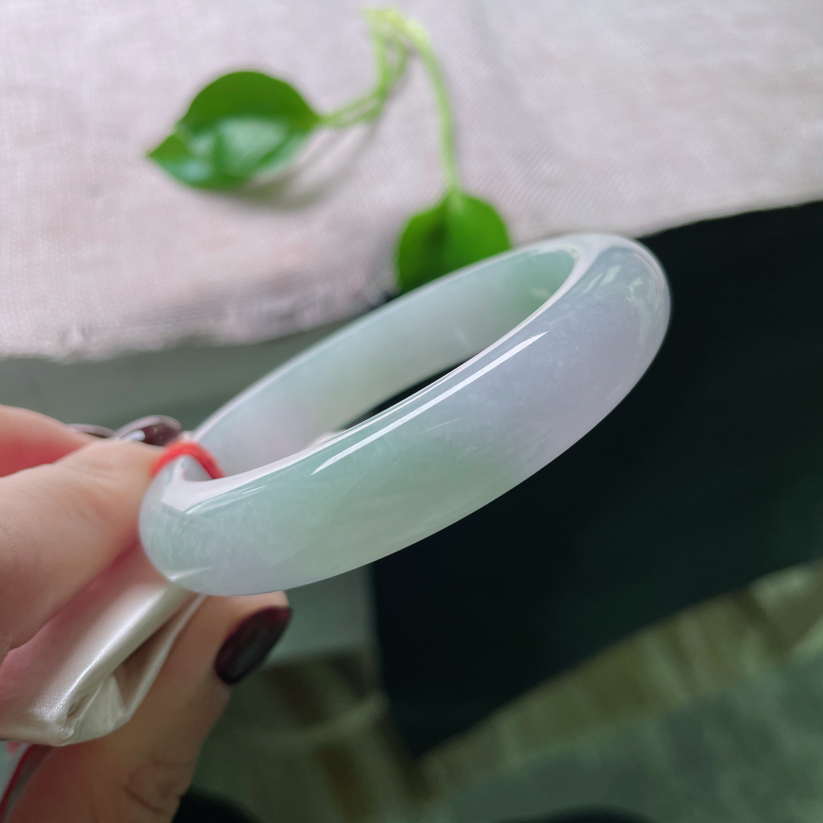 54.8/12.4/8.7，春彩正圈，腕间的莫奈花园，让色彩在风中流淌。ss48579a..