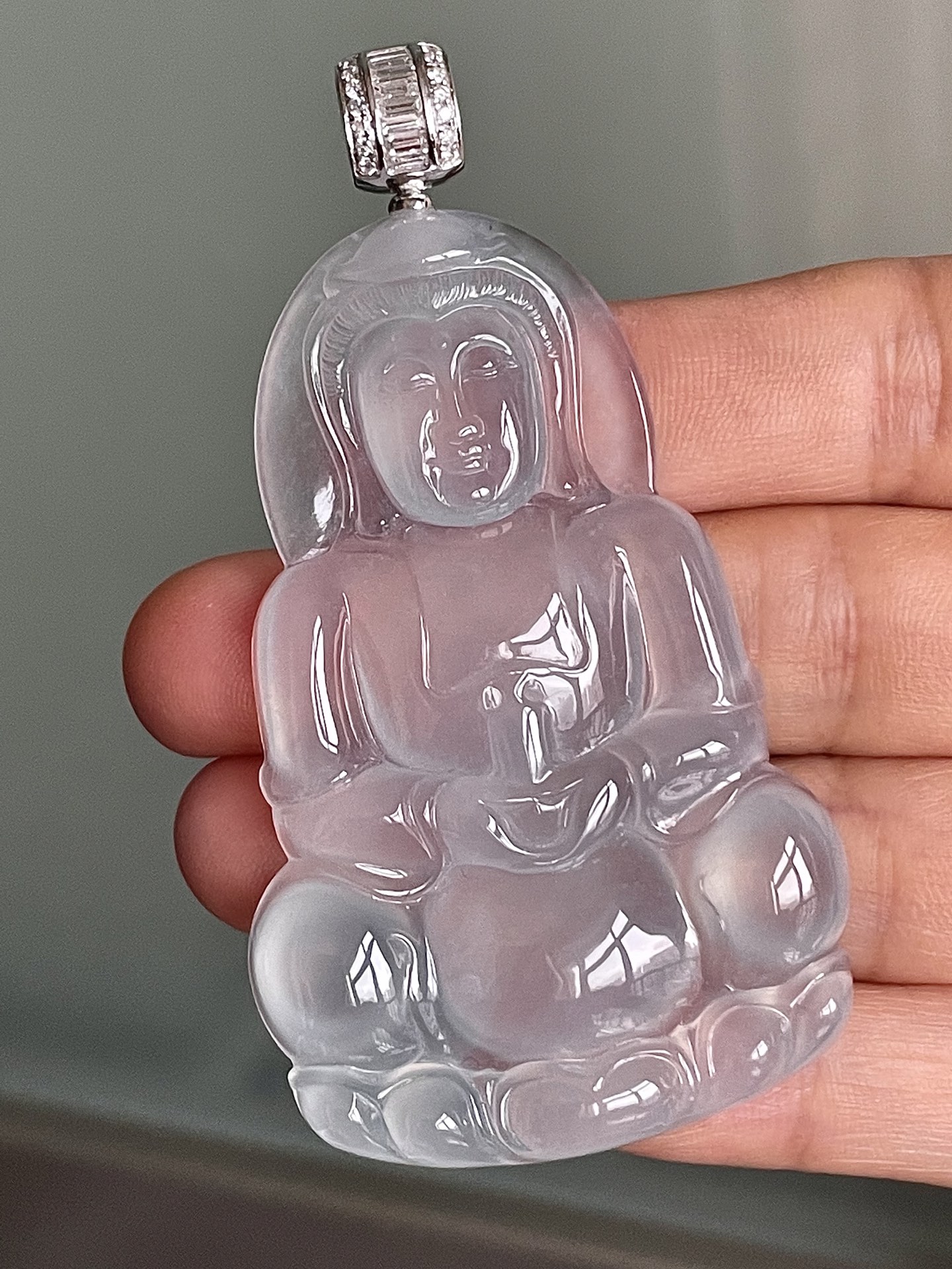 ️冰种观音吊坠，18k金镶嵌，水润，饱满，无裂，裸石尺寸58.8/37.5/6，编码0423好数字