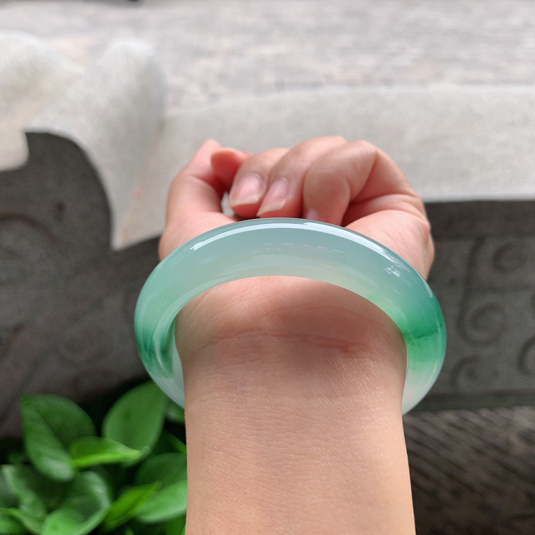 圈口54.8-12.5-8.6 【冰飘绿正圈手镯】正圈54 55可戴