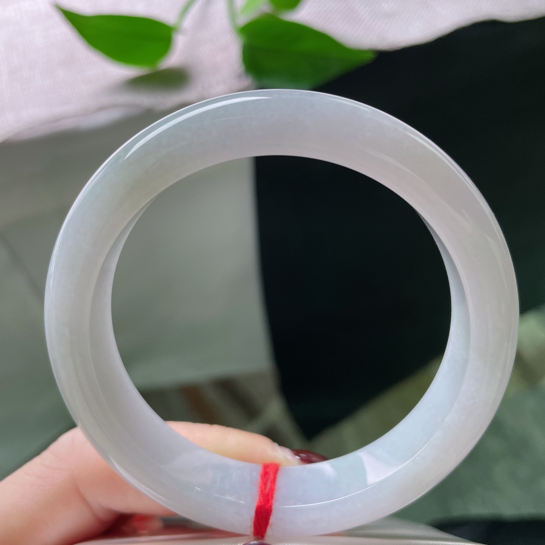 56.1/12.5/8.7正圈，水润细腻，优雅大方，无裂，ss51310a