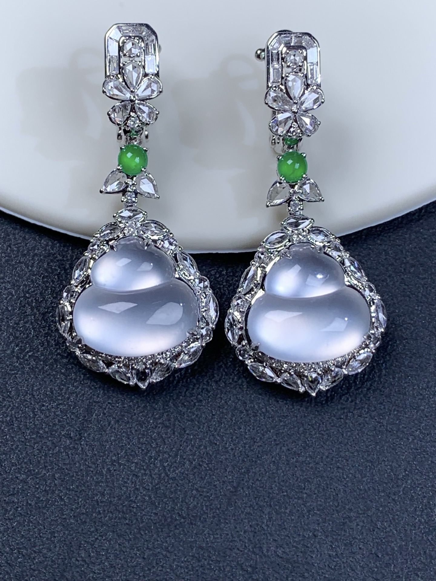 18k金镶嵌冰种炸光葫芦耳坠37.2/17.7/10.4，裸石12.6/13/4.5