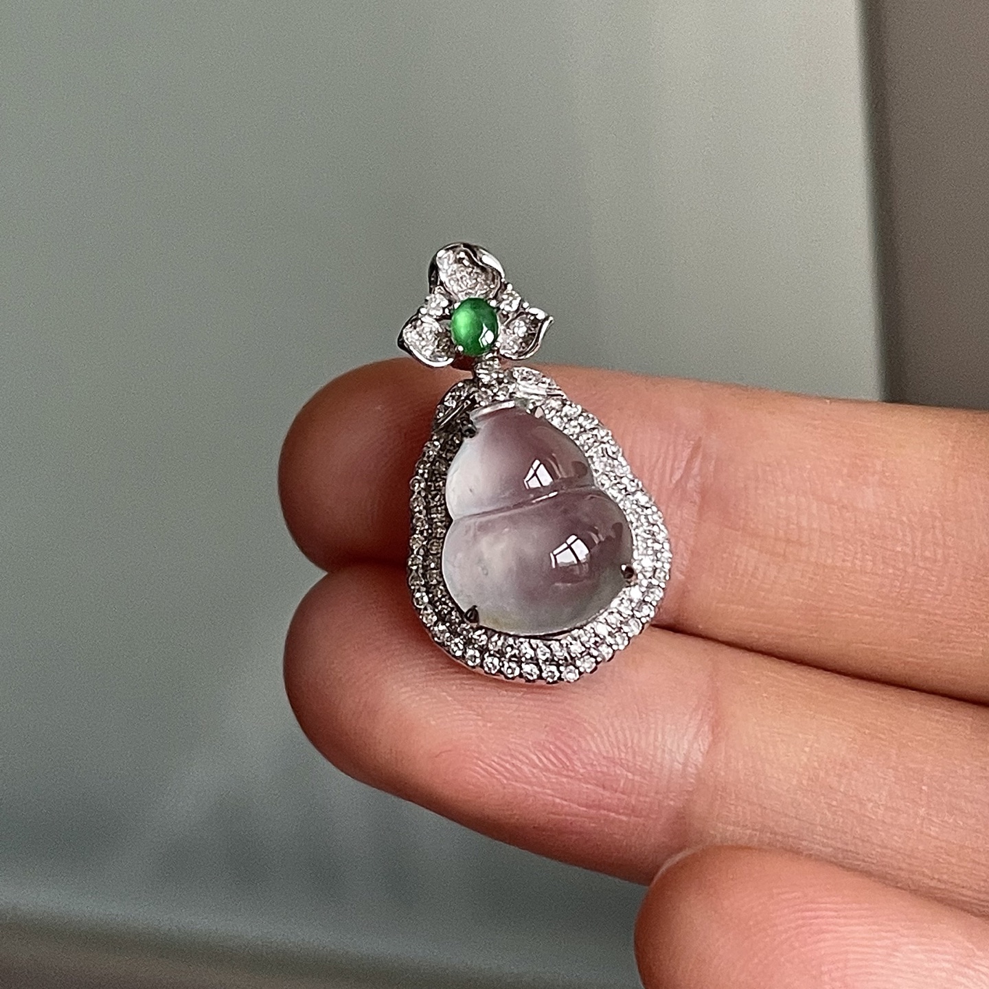 ️葫芦吊坠，18k金镶嵌，水润，饱满，无裂，编码0423好数字