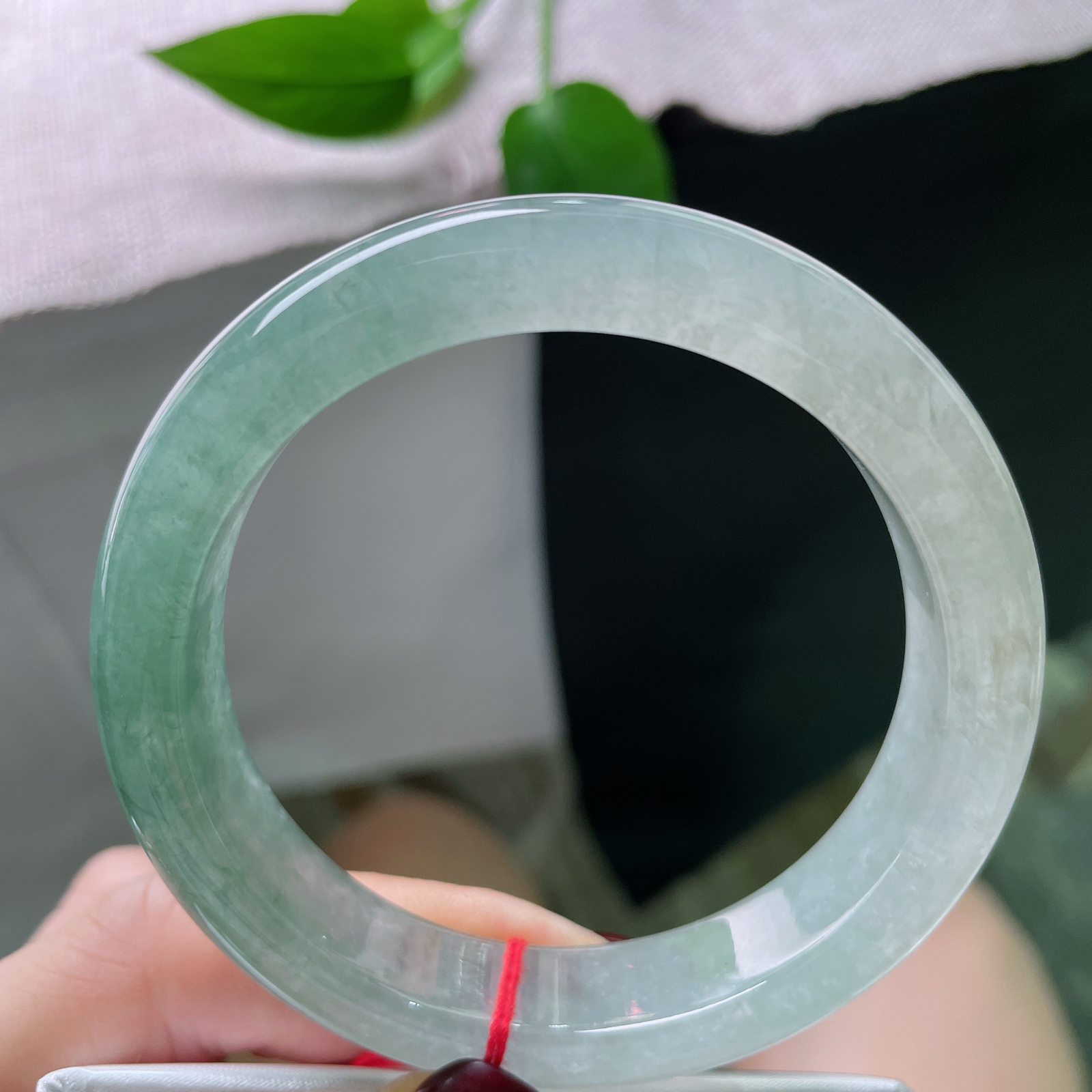 56.2/12.7/8.2，冰油正圈，湖水蓝，半山水意境感，盈盈一水间，ss50192a..