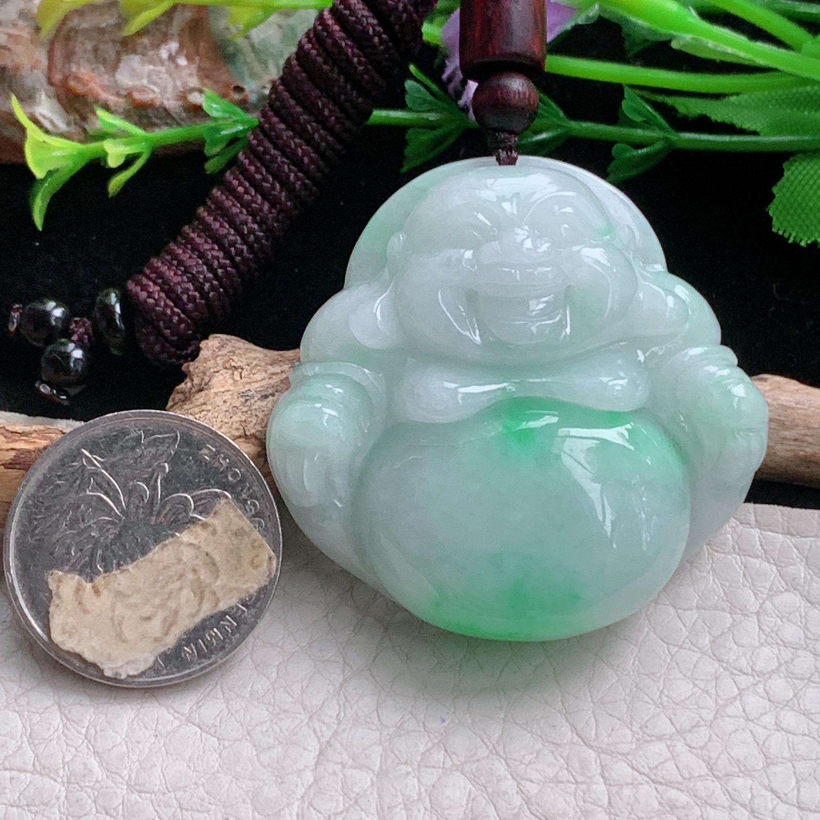 zen实拍45*45.8*12.2缅甸翡翠飘绿大佛公吊坠白底青弥勒佛毛衣坠