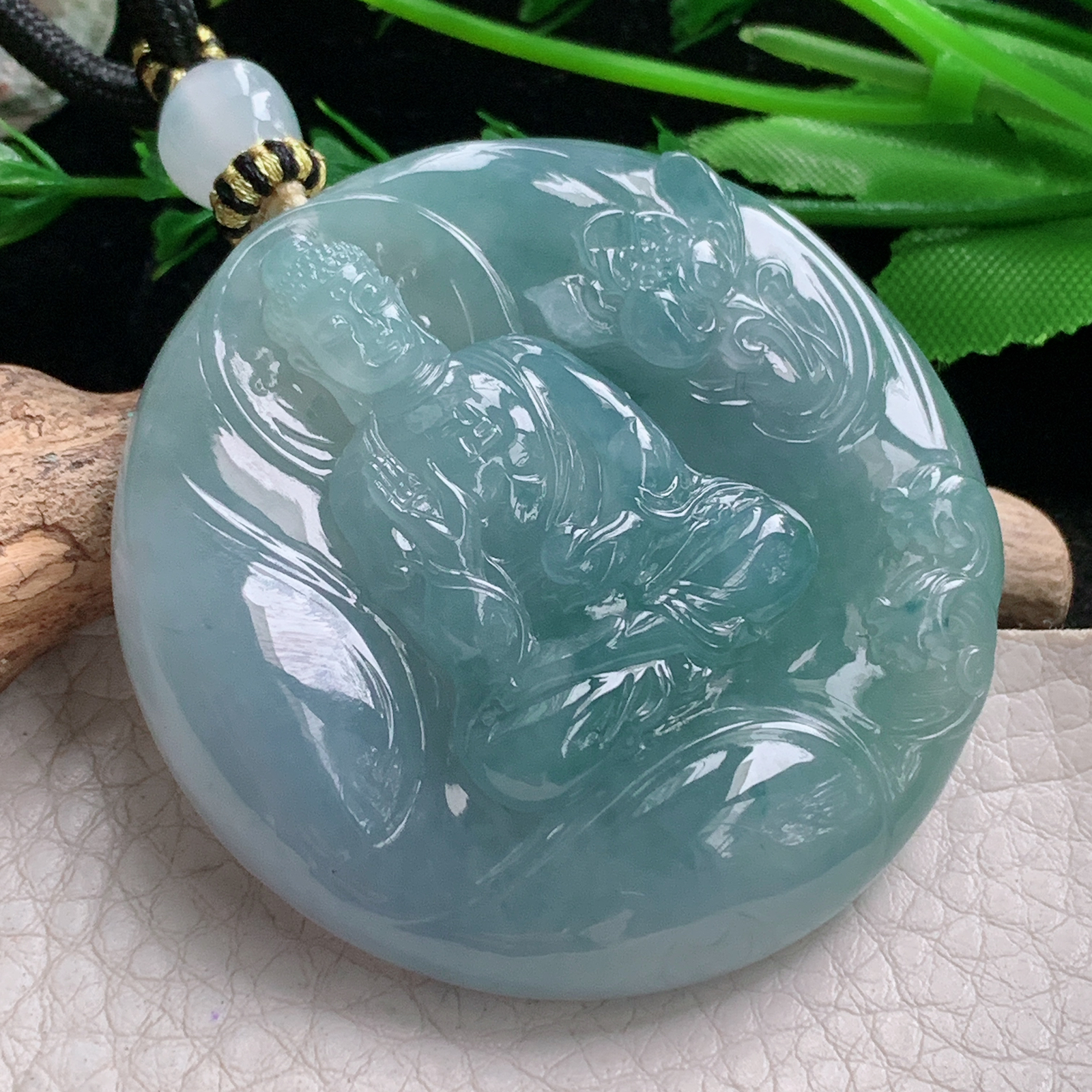 yl实拍52.5*9.5缅甸翡翠冰润阿弥陀佛玉坠 厚装如来守护神