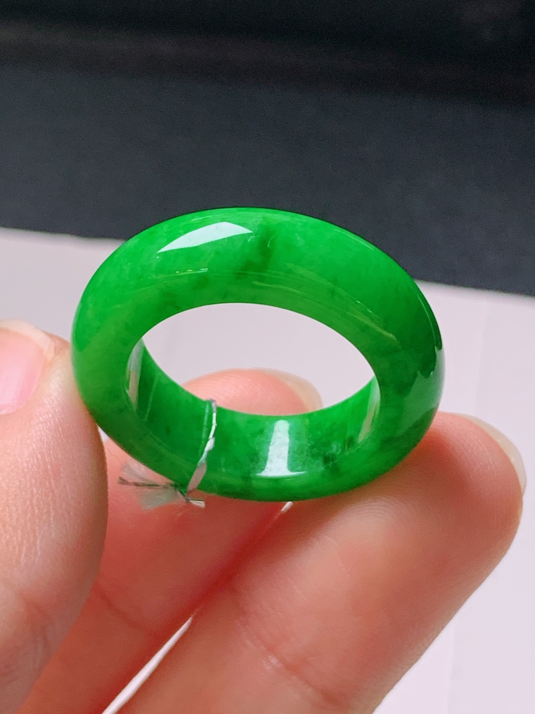 ️ 冰阳绿指环，无裂色阳饱满，裸石26.2/6.8/4.2，圈口15