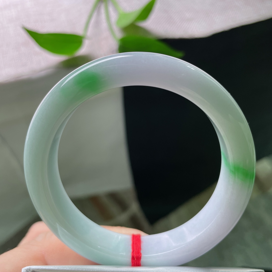 53.9/12.4/8.8，春带彩正圈，鲜翠夺目，遗落在薄荷色的溪边、薰衣草味的晨风里。无裂，ss5