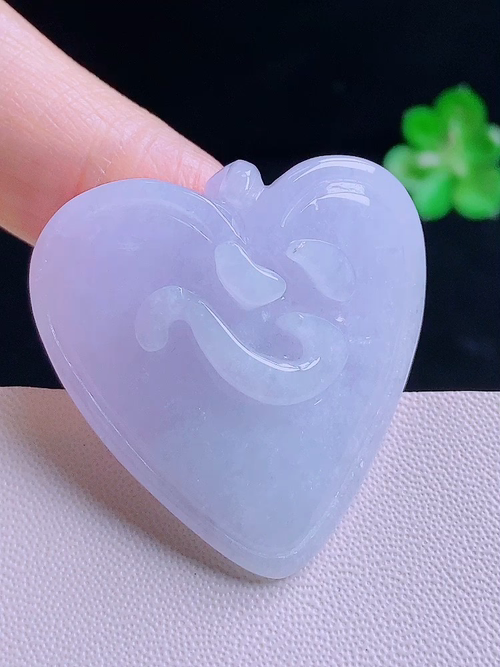 爱心，无裂，尺寸35.2/34.8/10.2，编号17up  23