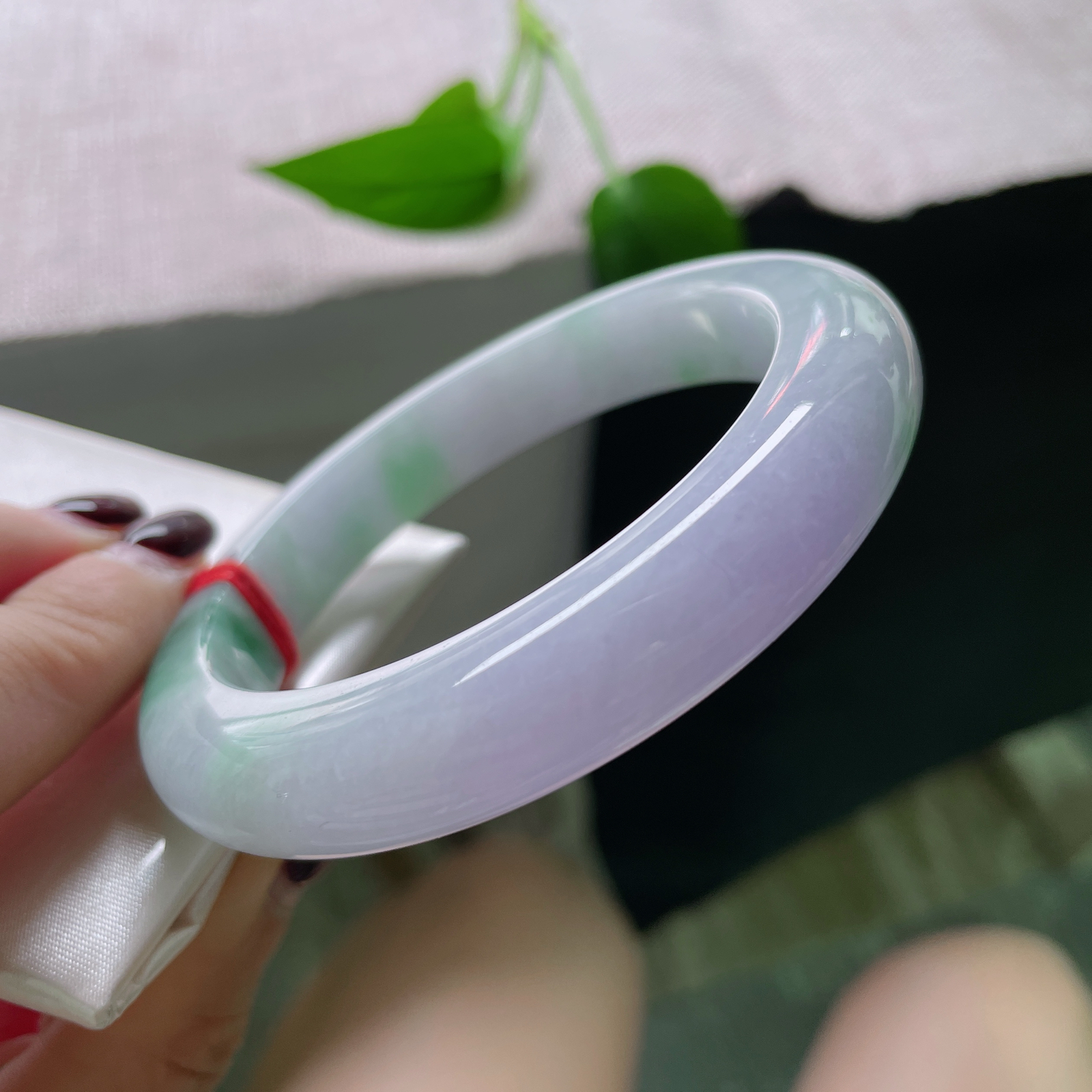 57.4/11.5/10紫罗兰正圈，飘绿，版型厚装大气，把黄昏的最后一缕霞，揉进凌晨的雾。ss50442a..