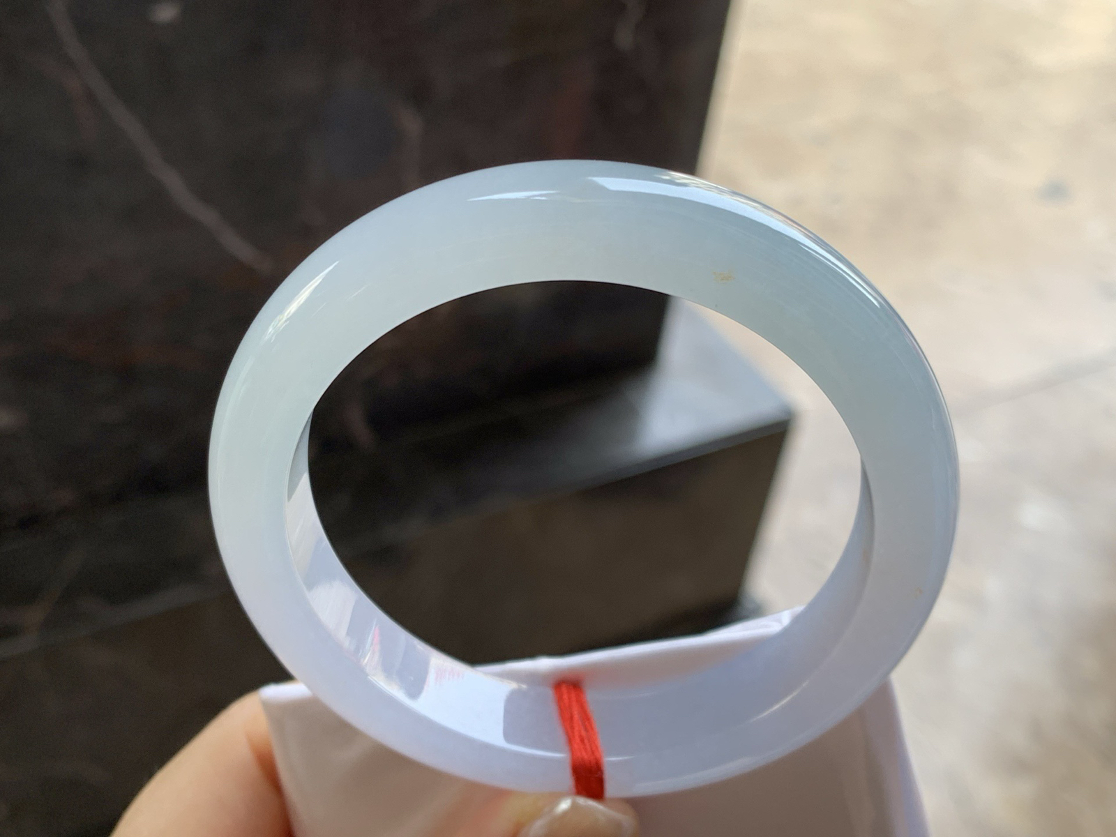 60-12.4-9

冰手镯^_^底子细腻干净 种水好