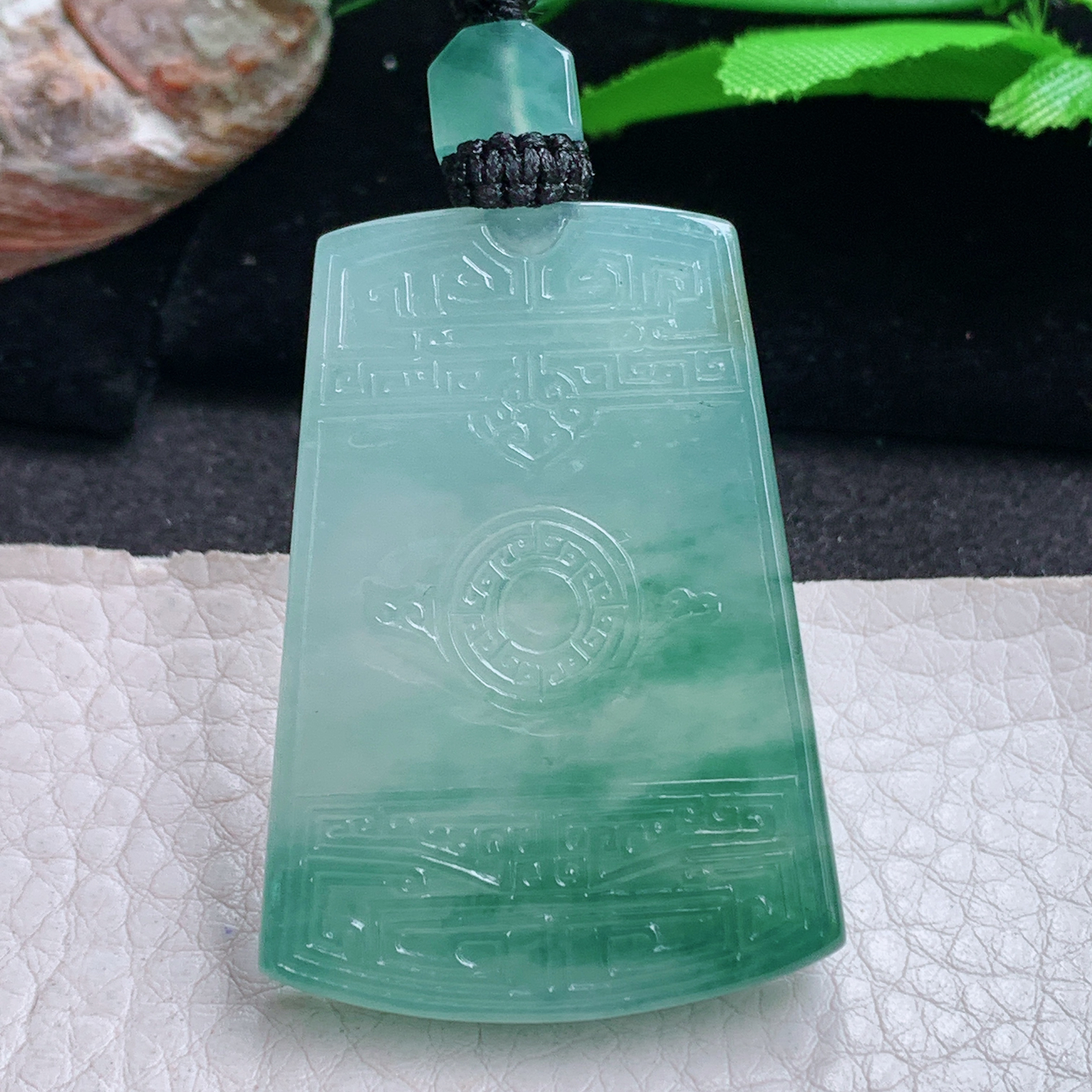 yl实拍45.6*32.8*5.5缅甸翡翠冰绿怀古雕冰飘花平安无事牌玉吊坠 玉挂件