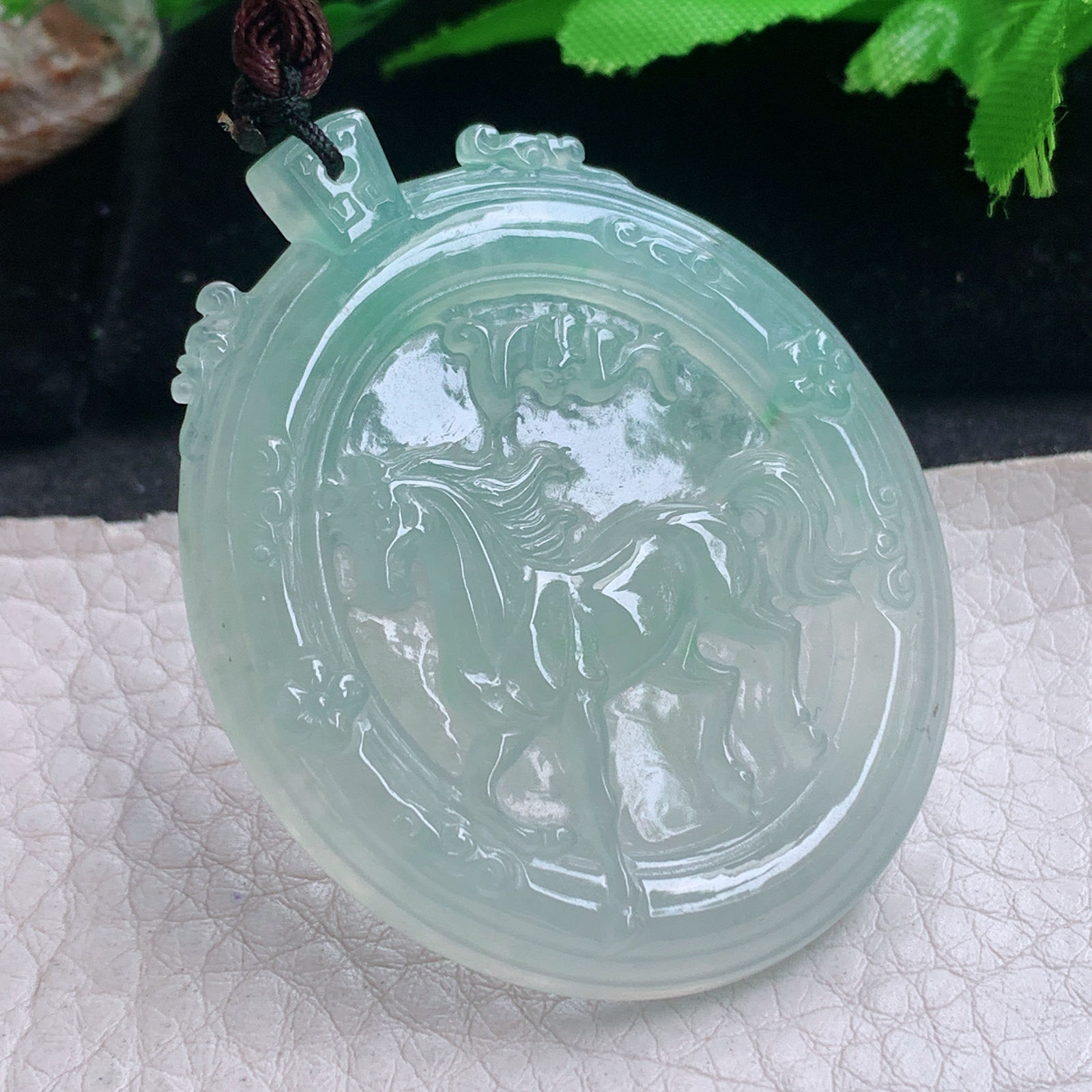 bg实拍50.8*41*5.3缅甸翡翠精雕冰绿立体马 生肖马玉吊坠 玉挂件