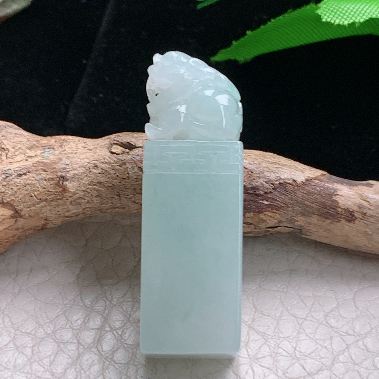 Mut实拍39.5*12.5*11.8缅甸翡翠貔貅小印章吊坠