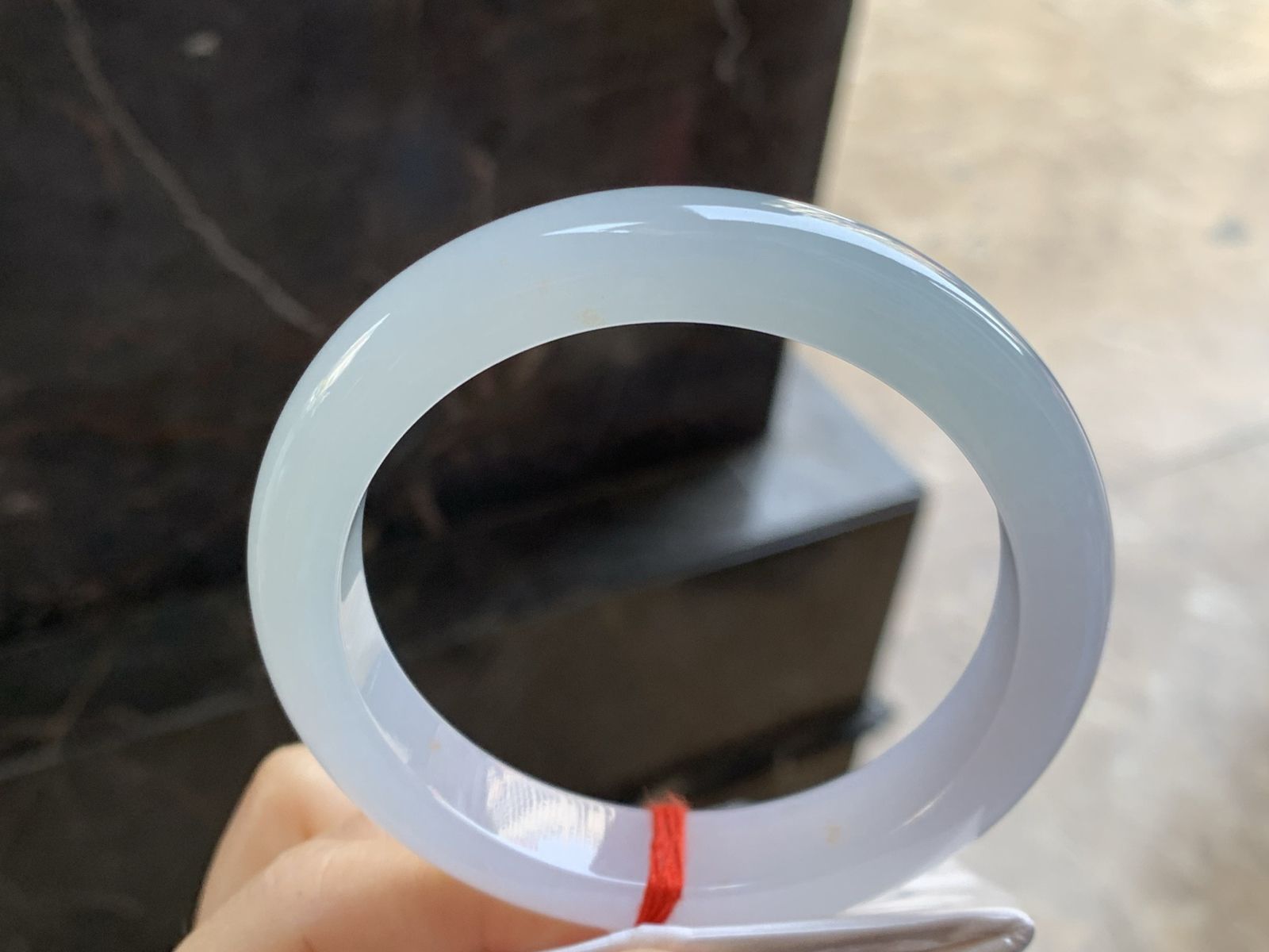 60-12.4-9

冰手镯^_^底子细腻干净 种水好