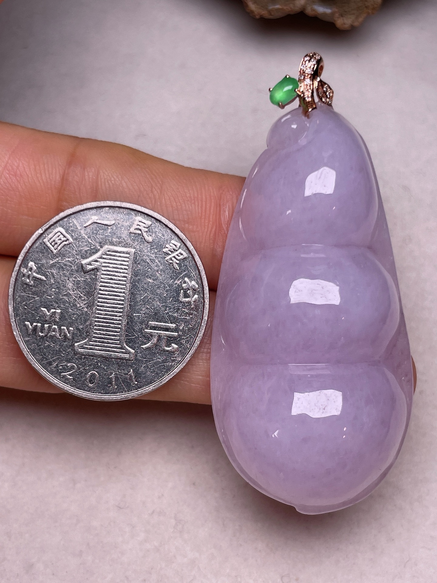 ️ 18K金镶大福豆，冰糯种满紫，无裂，一手货源长57.5，裸石尺寸52.7/25.5/13，编号