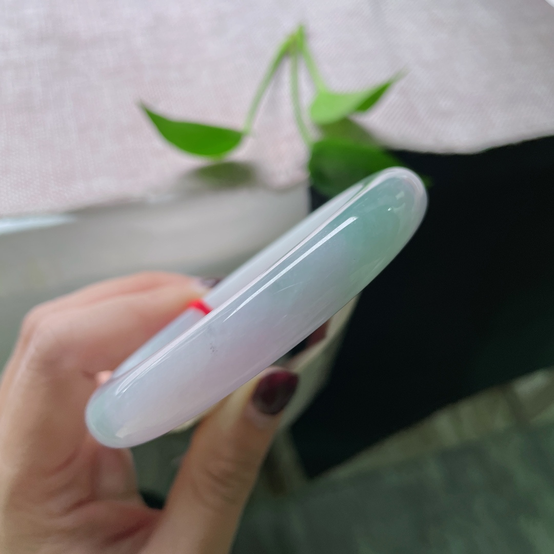 61.4/11.6/9.2，春带彩正圈，大圈口，把庸常染成斑斓，把沉默染成歌。有棉线，ss51991a