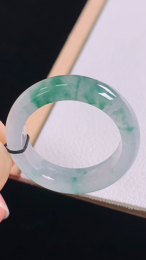 冰飘花指环，无裂，尺寸:圈口21/19.5-5.8-3.5mm，22