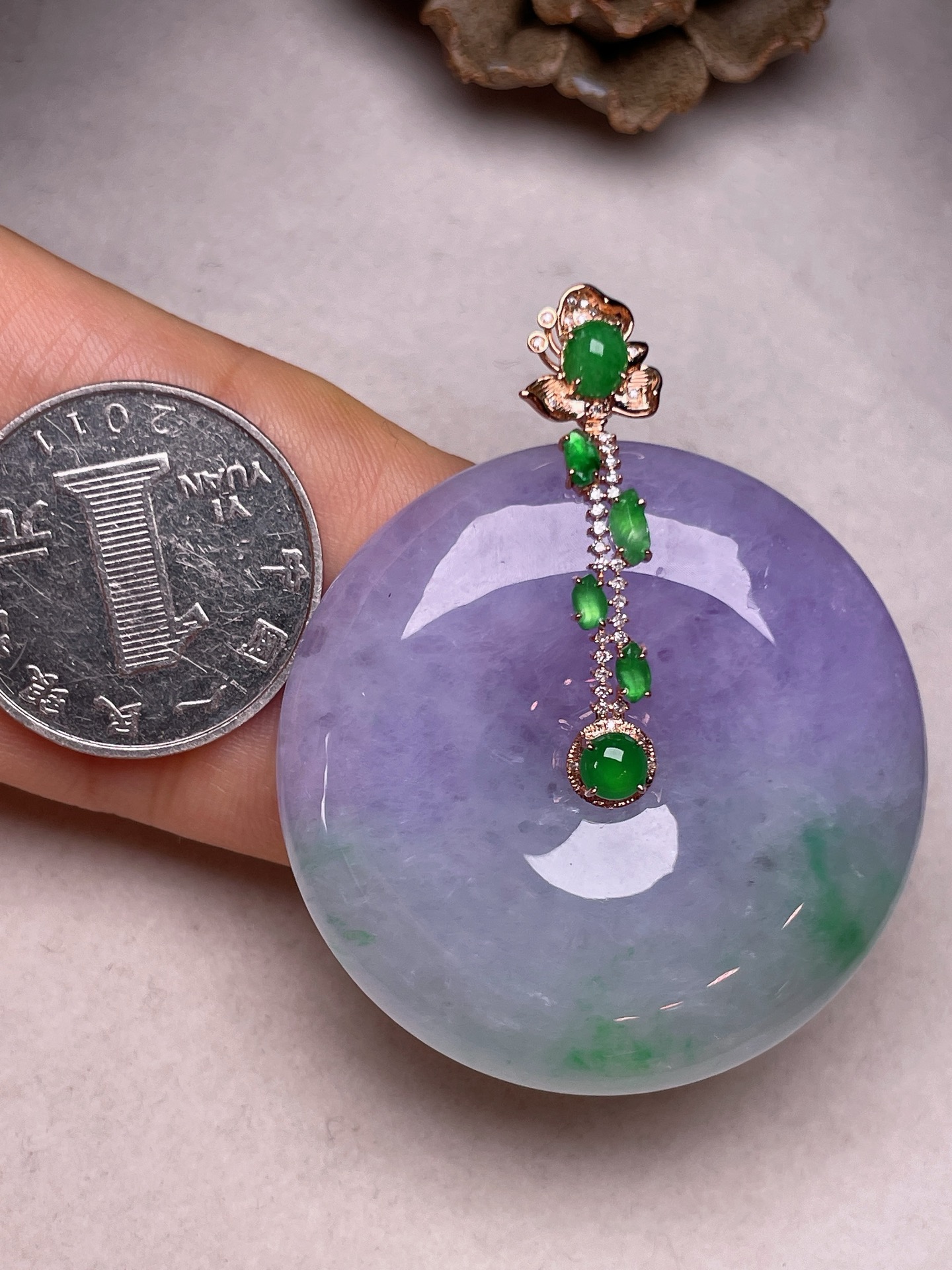 ️ 18K金镶百财聚来，冰糯种满紫，无裂，一手货源长52.8，裸石尺寸43/10，编号