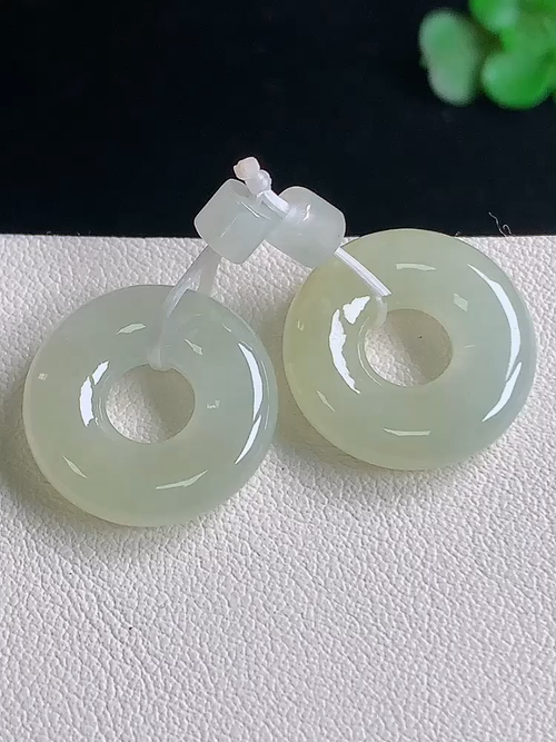  ，冰黄耳坠，无裂，尺寸 17.6/4.2，№;y2319   21