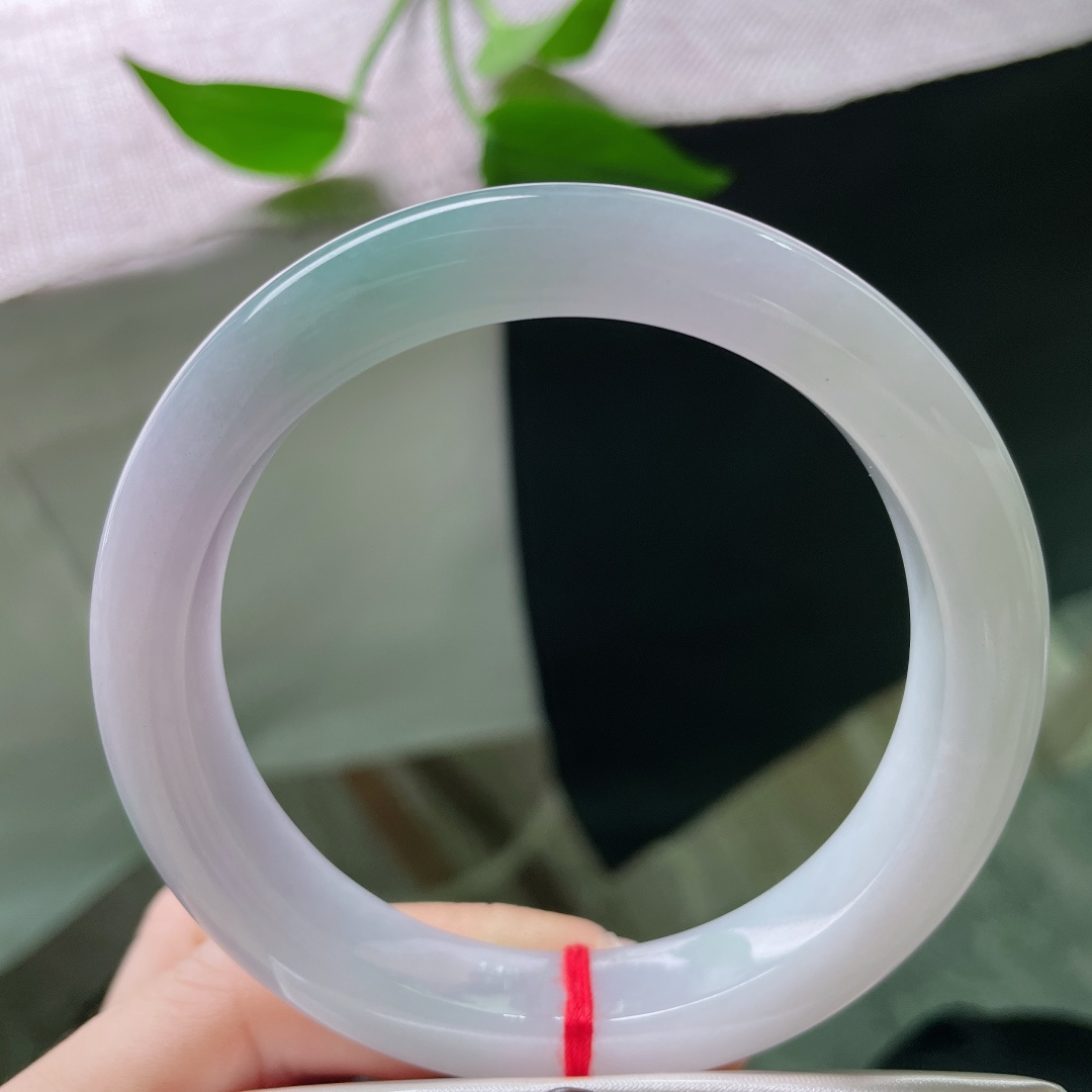 61.4/11.6/9.2，春带彩正圈，大圈口，把庸常染成斑斓，把沉默染成歌。有棉线，ss51991