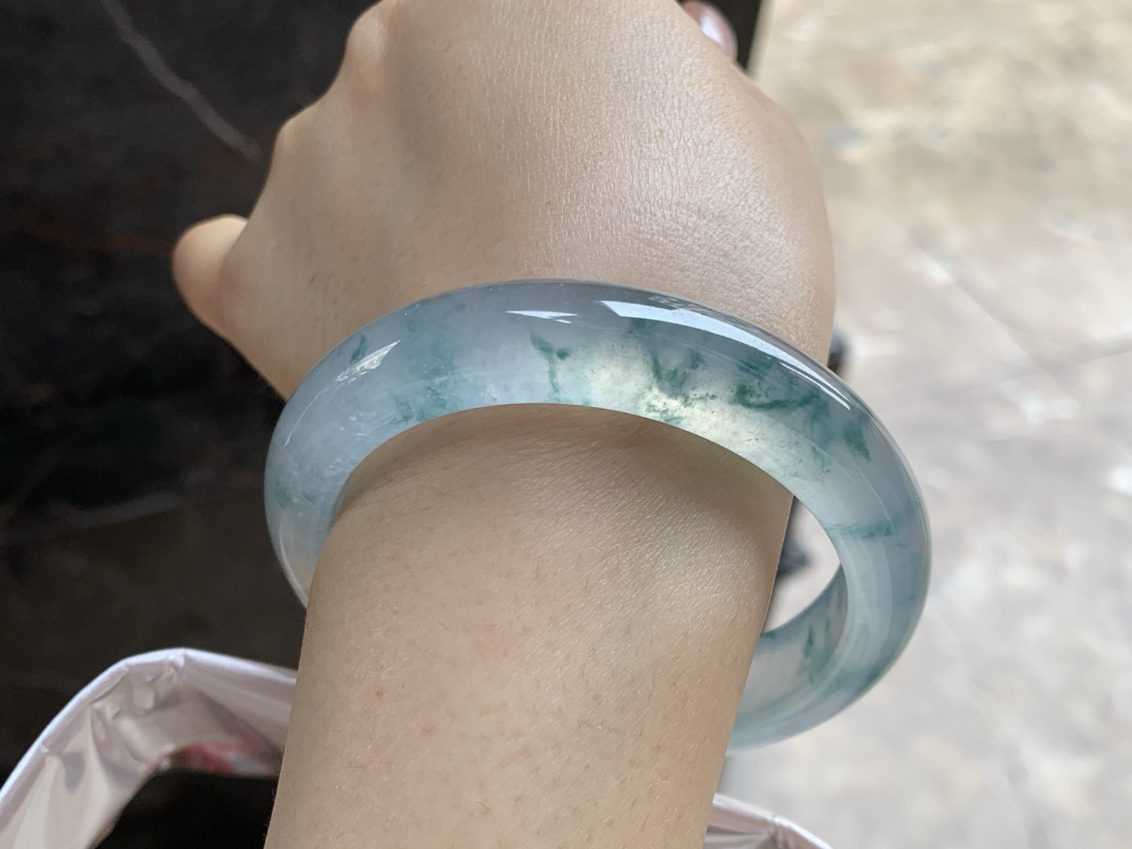 55-12.4-8.6

冰种飘花手镯^_^冰味十足～飘花灵动飘逸