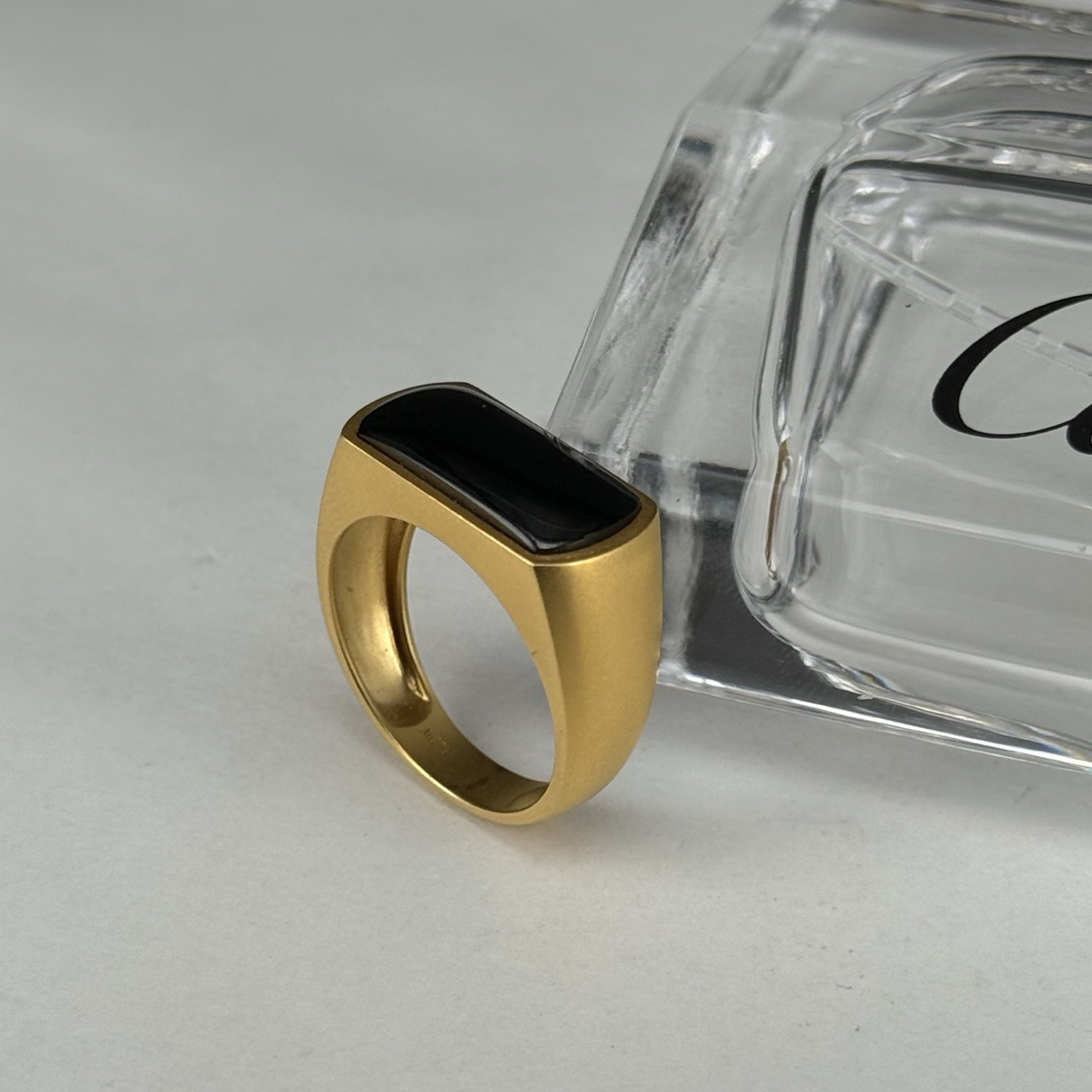 精品18k墨翠马鞍男戒 种好色正 黑度极好 打灯通透 油性十足 尺寸17.1mm