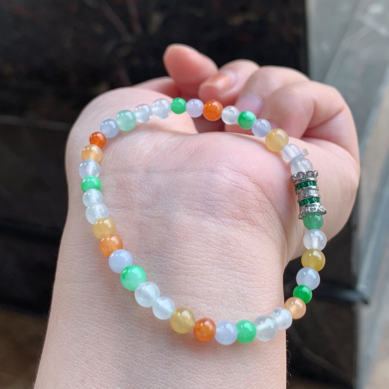 多彩翡翠手串