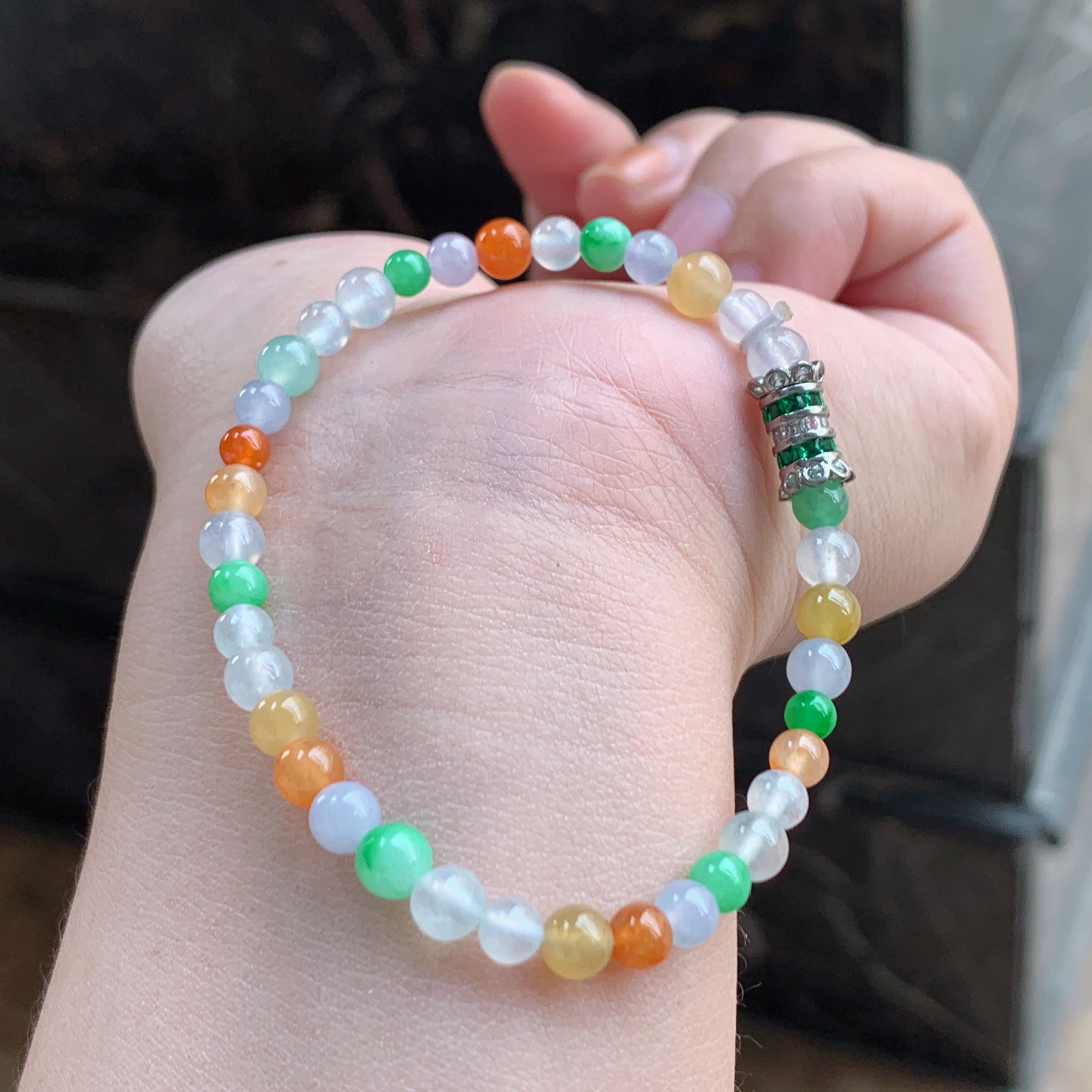 多彩翡翠手串