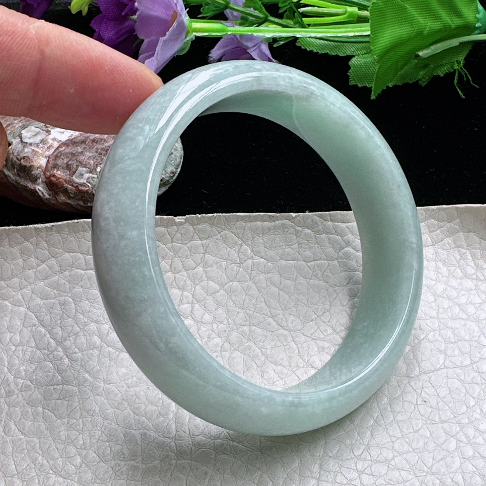 Ll自然光57圈口轮胎镯淡绿宽边厚装镯 正圈平安镯