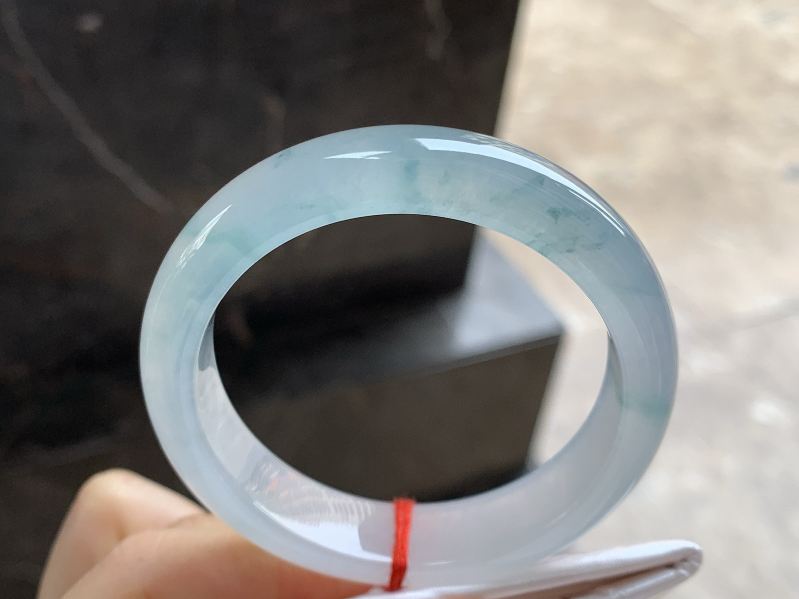 50.5-12.5-7.8

冰种飘花小圈口手镯^_^冰味十足～精品小圈口