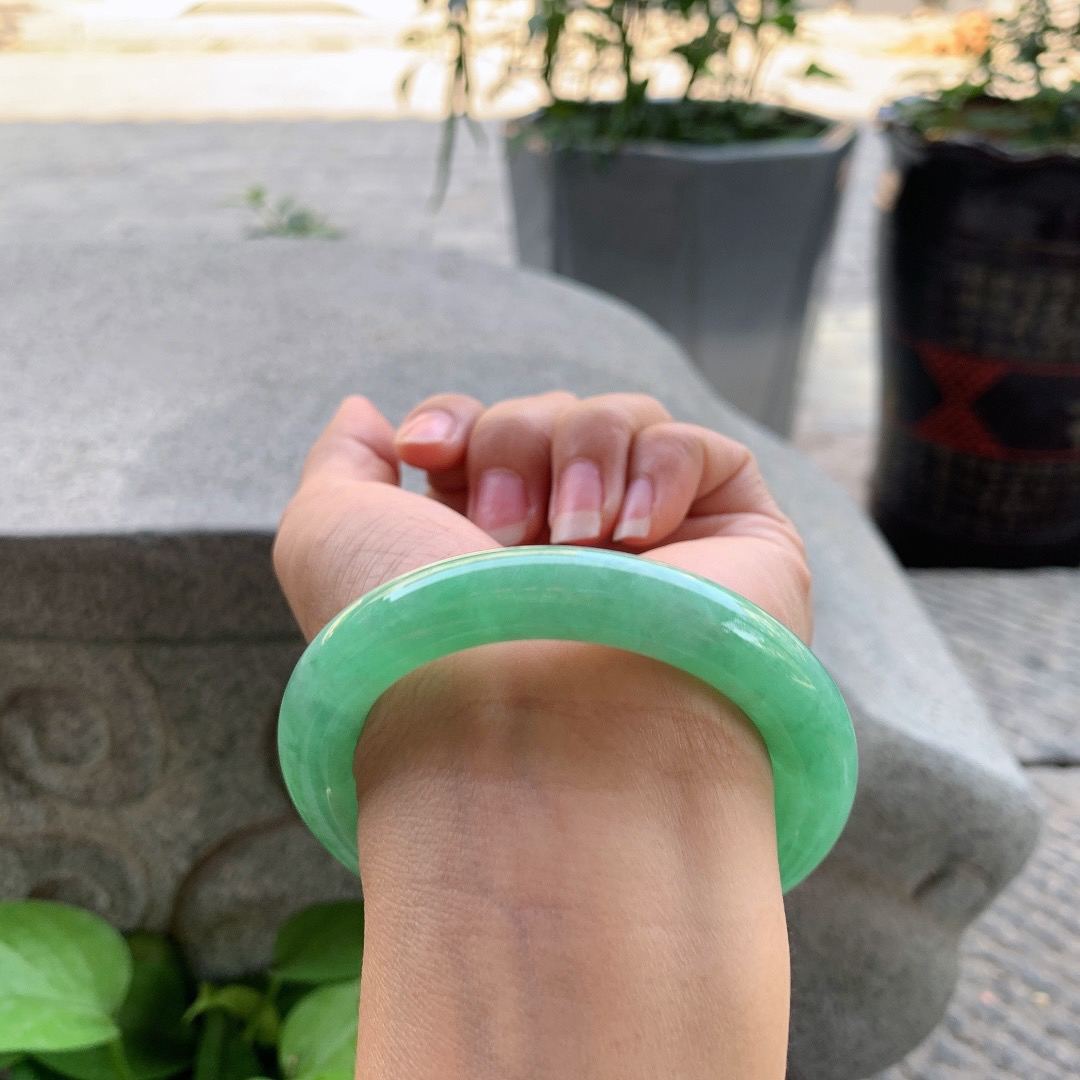 圈口55.5-11.1 【满绿圆条手镯】圆条55 56可戴