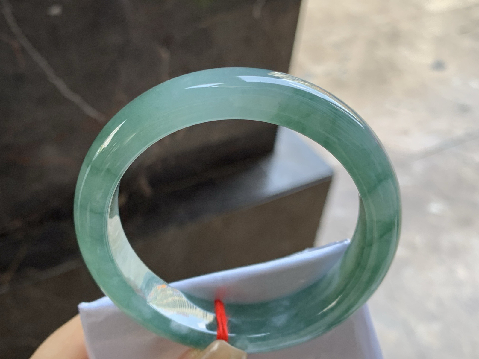 57.5-13-8.8

细糯飘花手镯^_^底子细腻 飘花点缀