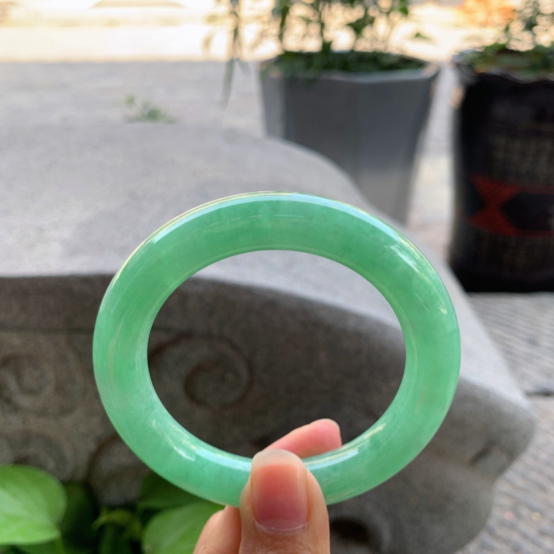 圈口55.5-11.1 【满绿圆条手镯】圆条55 56可戴