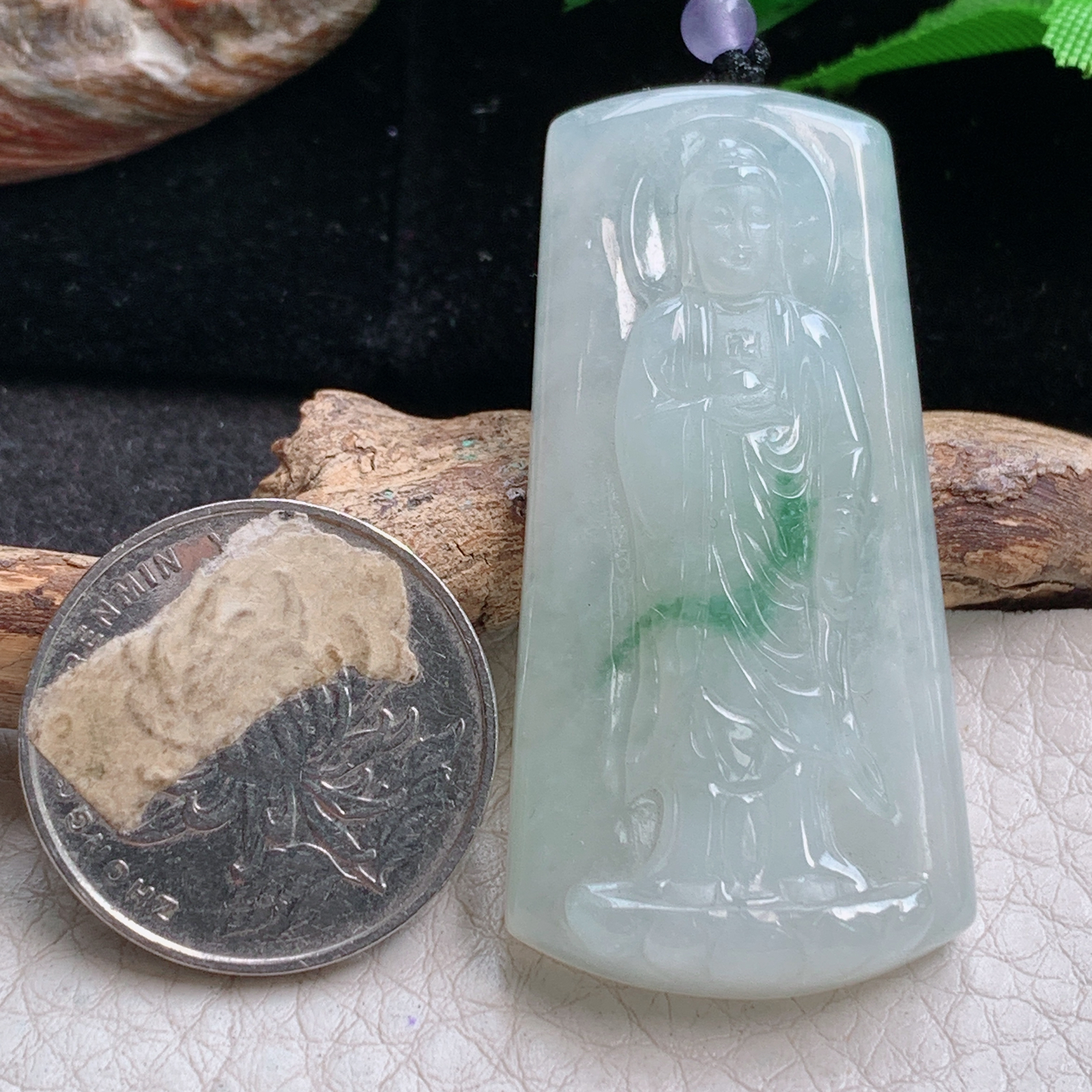 t实拍50*25*7.3缅甸翡翠A货精雕冰飘花立体大日如来佛祖玉吊坠 玉挂件