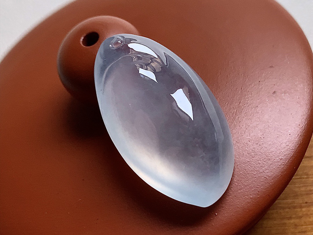 翡翠冰种白色福瓜..