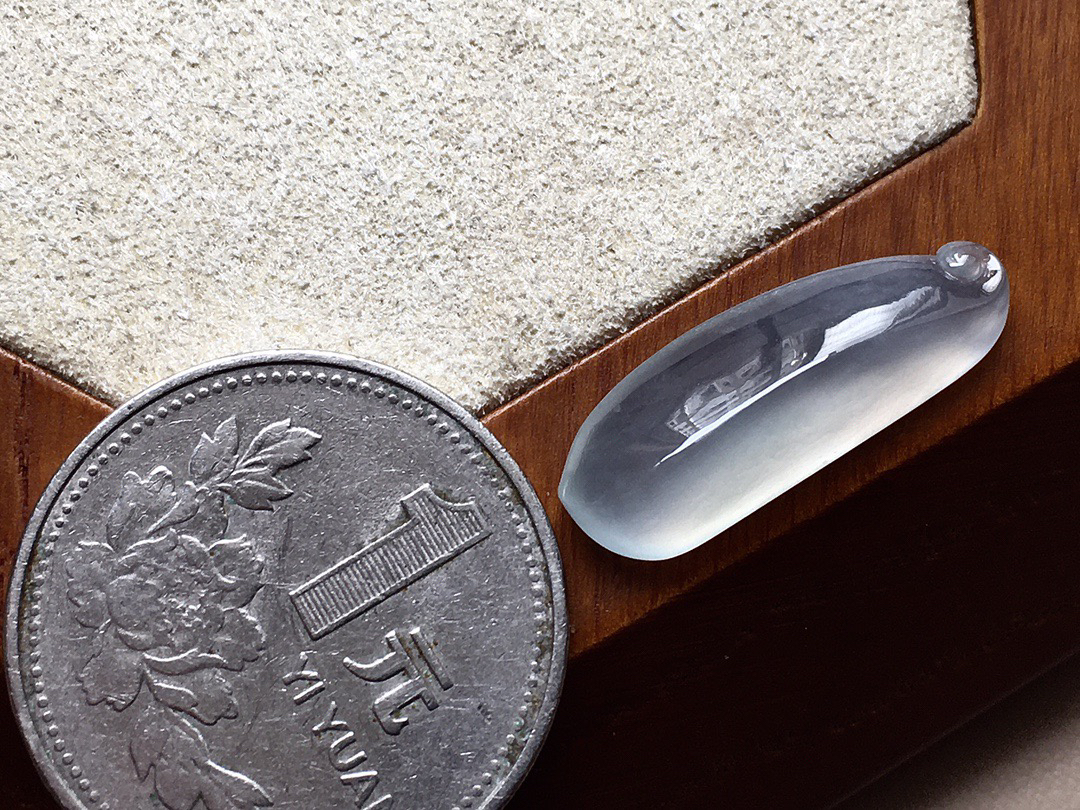 冰福瓜，尺寸23.2*8.5*5..