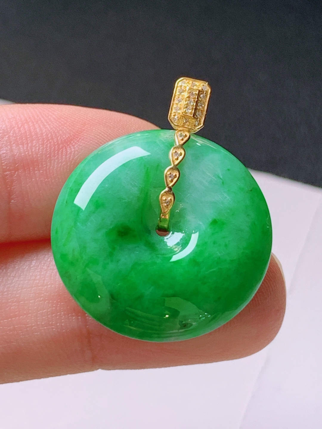 ️ 冰阳绿平安扣吊坠，无裂色阳饱满，裸石23.1-5.928.5