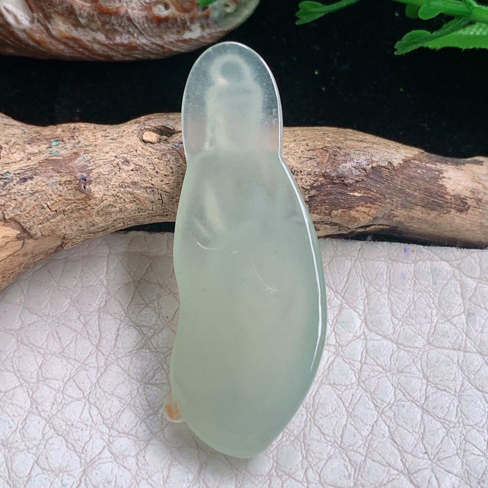 lz实拍40.3*14.8*6.5天然缅甸翡翠冰黄自在观音 玉观音玉吊坠 玉挂件