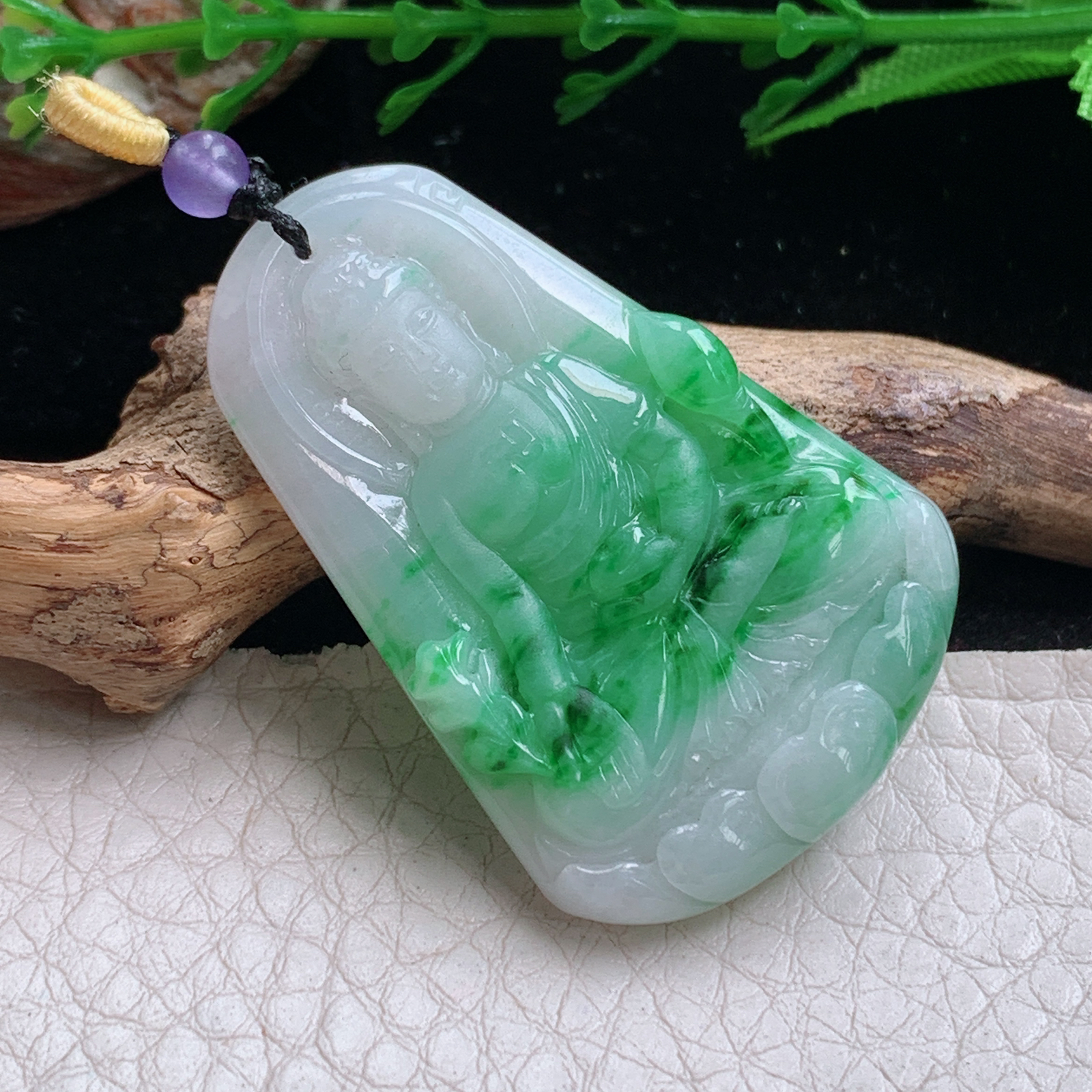 t实拍42.8*29*5.7缅甸翡翠A货精雕辣阳绿阿弥陀佛玉吊坠 玉挂件