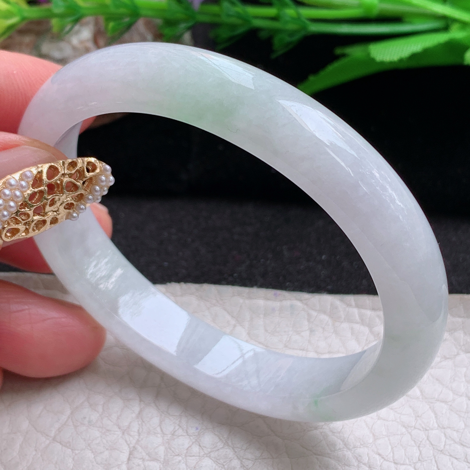 nr实拍54.8*48.5*11*7贵妃镯 天然缅甸翡翠a货手镯清新蛋形玉镯子