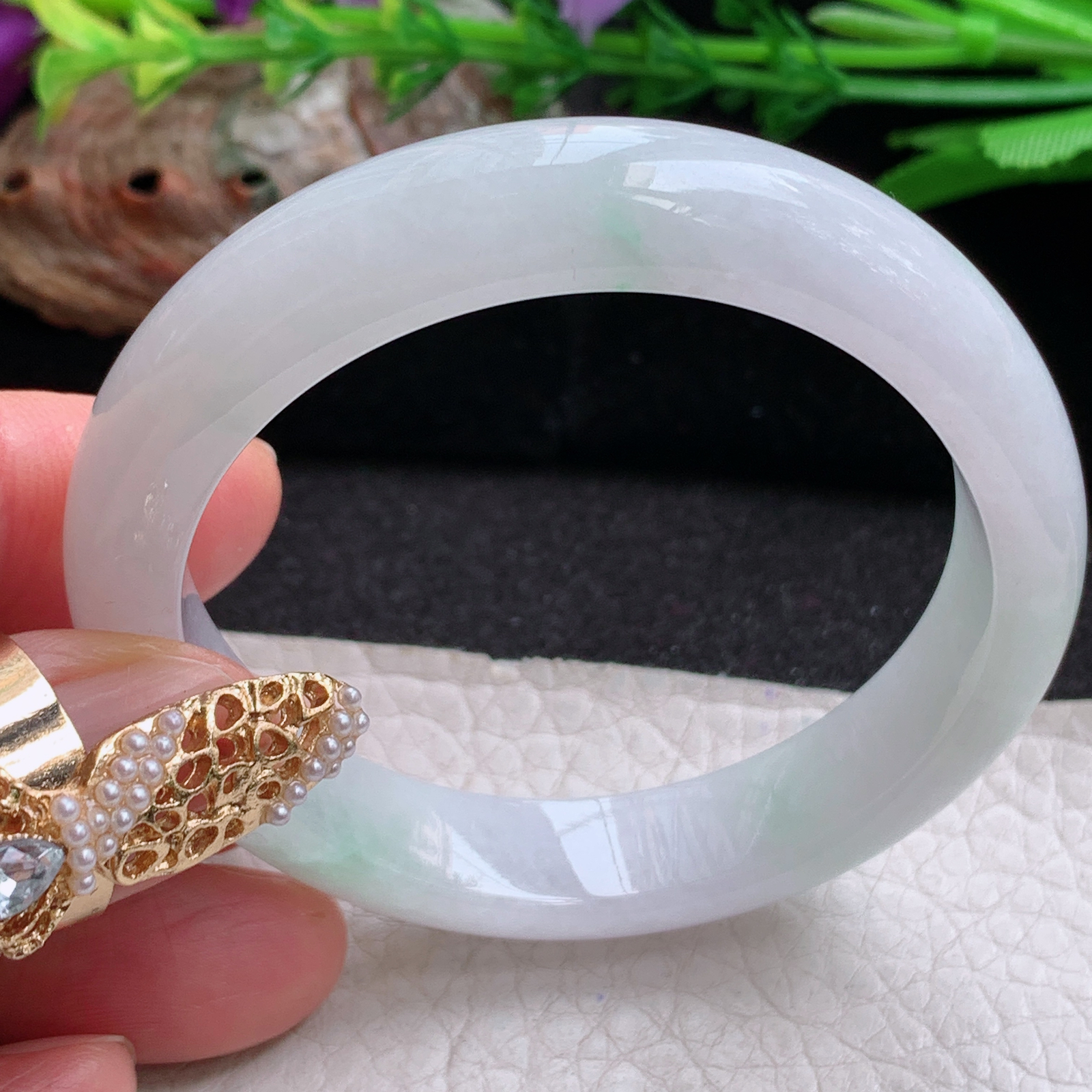 nr实拍54.8*48.5*11*7贵妃镯 天然缅甸翡翠a货手镯清新蛋形玉镯子